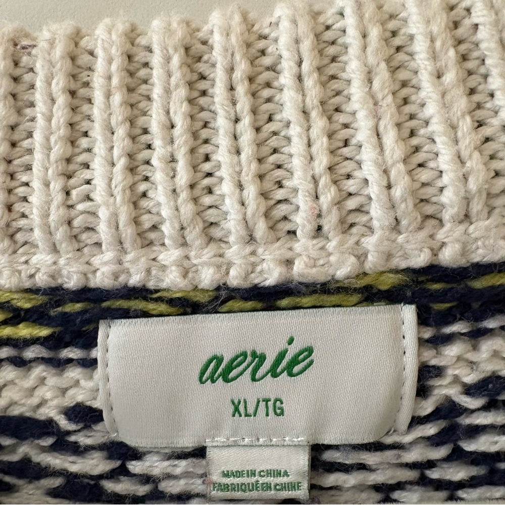 Aerie Winter/Festive Crew Neck Sweater - Picture 2 of 4